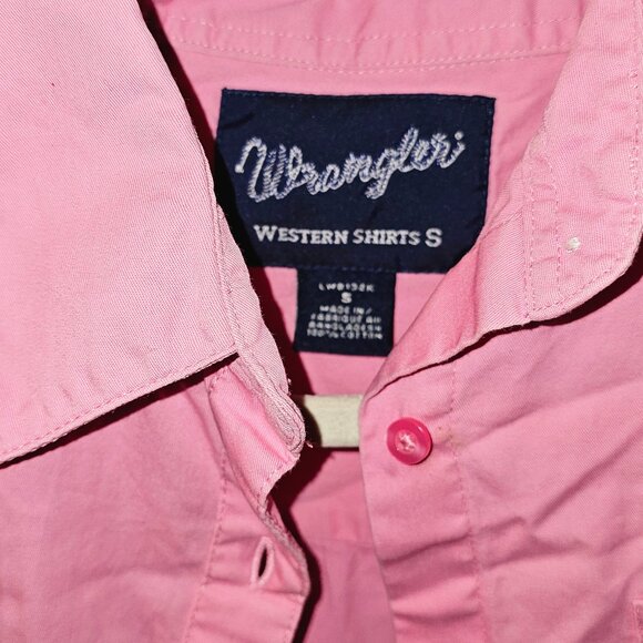 Solid Pink Women's Wrangler Button Down Size S - Picture 2 of 3